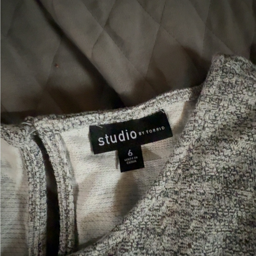 Torrid Gray Textured Dress size 6